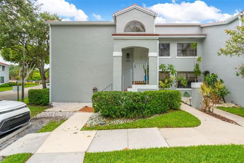 12026-12026 Nw 11th St, Pembroke Pines, FL, 33026-4377 | Card Image