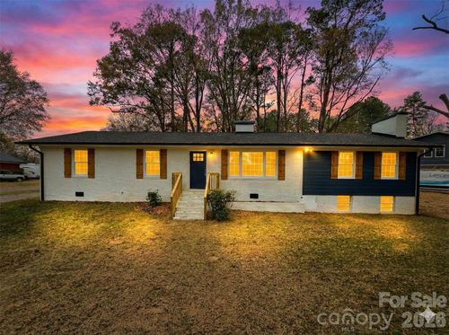 221 Pecan Dr, Oakboro, NC, 28129-9349 | Card Image