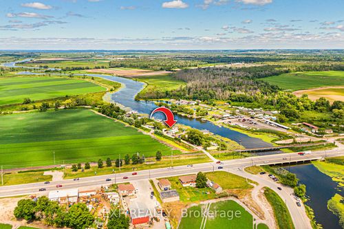 17 Private Drive, Bradford West Gwillimbury, ON, L3Z3H3 | Card Image