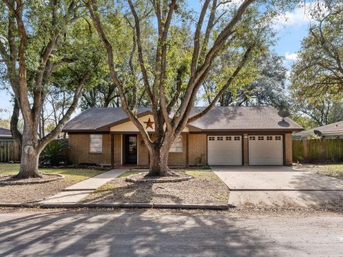 2728 Encino Ave, Bay City, TX, 77414-2742 | Card Image