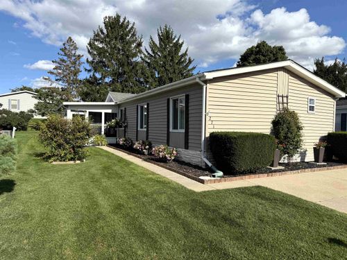 271 Fox Ln, BELVIDERE, IL, 61008-8219 | Card Image