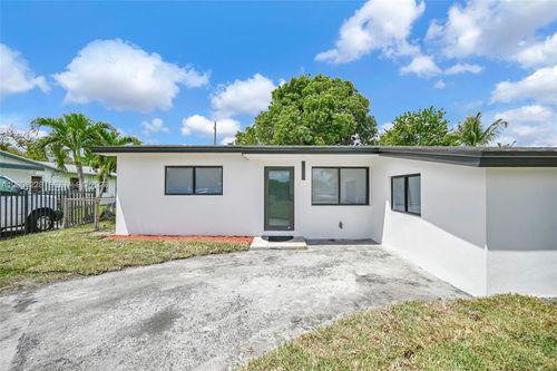 18530 Nw 42nd Ave, Miami Gardens, FL, 33055-3026 | Card Image