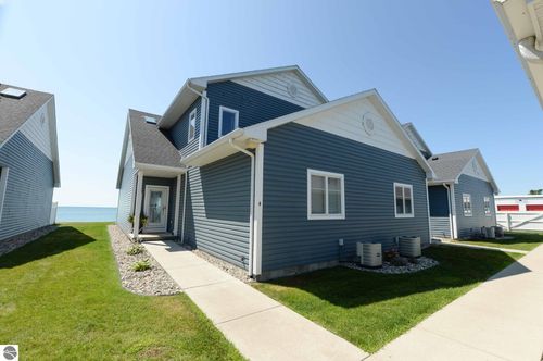 708 E Bay St, East Tawas, MI, 48730-1503 | Card Image