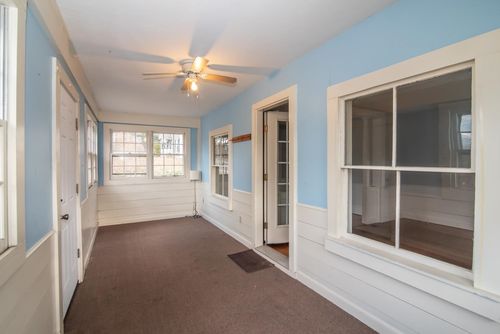 10 Auburn Rd, Londonderry, NH, 03053-2247 | Card Image