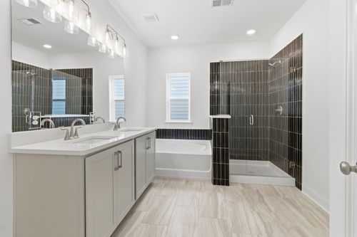 933 Brooklyn Crossing Rd, Gallatin, TN, 37066-5391 | Card Image