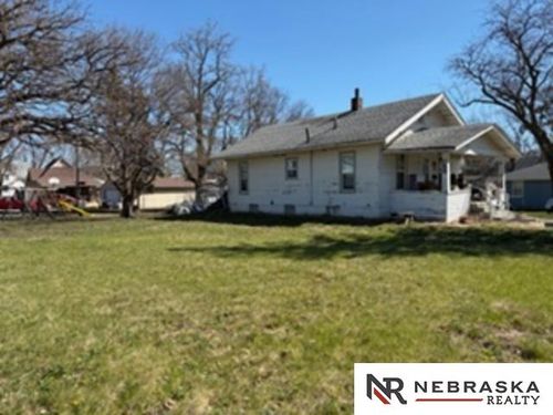 411 Castor St, Diller, NE, 68342-4099 | Card Image