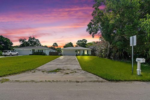 1022 41st Ave, Vero Beach, FL, 32960-4074 | Card Image