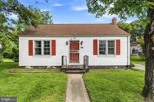 8902 Marquis Ln, CLINTON, MD, 20735-2722 | Card Image