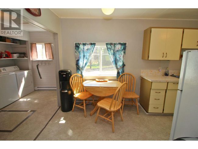 3970 Drive In Rd, House other with 2 bedrooms, 1 bathrooms and null parking in Houston BC | Image 11