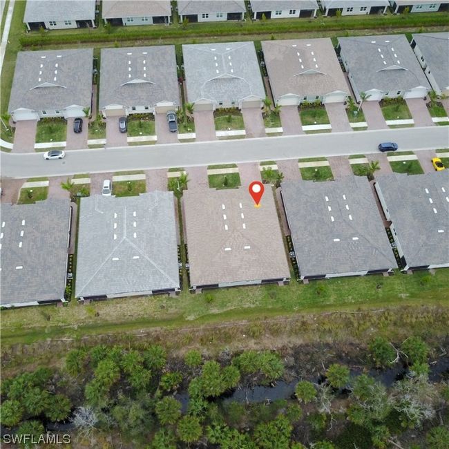 998 Enbrook Loop, Home with 2 bedrooms, 2 bathrooms and null parking in Naples FL | Image 21