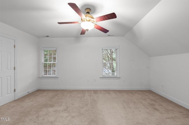 17x11.6 Guest Bedroom | Image 21