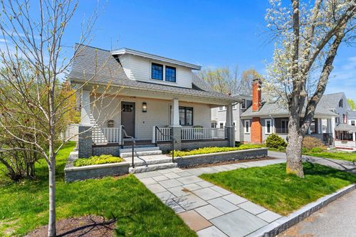 226 Park St, Portsmouth, NH, 03801-5033 | Card Image