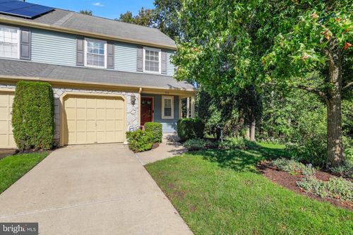 304 Hazelwood Ln, MARLTON, NJ, 08053-4703 | Card Image
