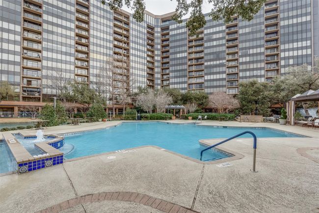 Outdoor Pool | Image 29