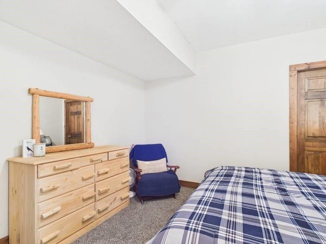Bedroom 3 with carpet | Image 60