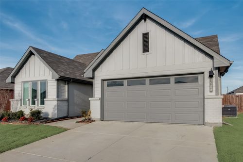 1508 Forest Park Dr, Alvarado, TX, 76009-2653 | Card Image