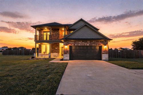 11718 Casadores Ln, Needville, TX, 77461-7598 | Card Image