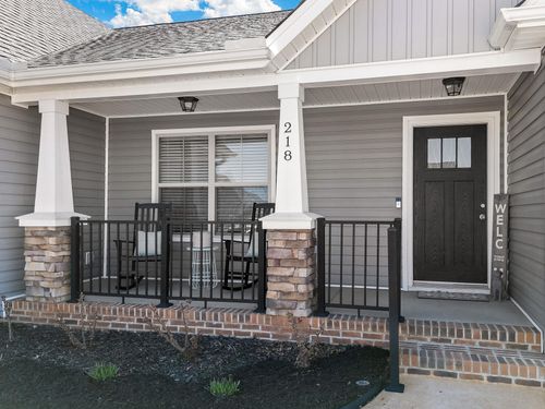 218 Little Man Dr, Boiling Springs, SC, 29316-5885 | Card Image