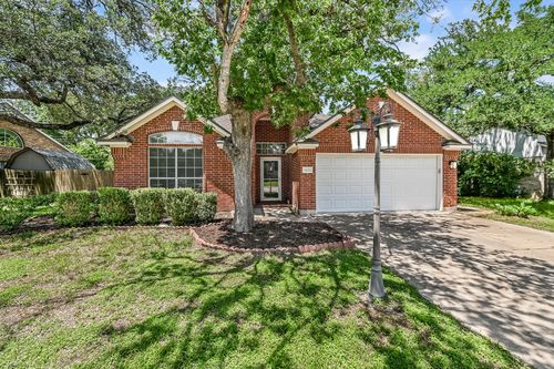 1626 Woods Blvd, Round Rock, TX, 78681-2150 | Card Image