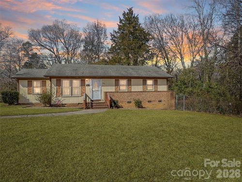 6531 Rosecran Dr, Charlotte, NC, 28215-2732 | Card Image