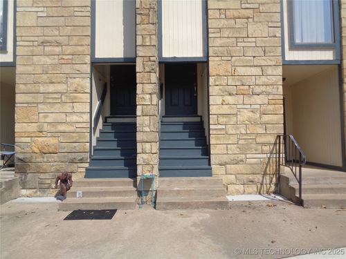 c203-5217 Nowata Rd, Bartlesville, OK, 74006-5778 | Card Image