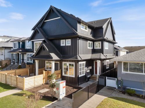 3-550 Kaslo St, Vancouver, BC, V5K3Z2 | Card Image