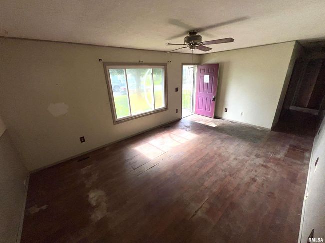 1012 Collins Ct, House other with 3 bedrooms, 2 bathrooms and null parking in Bartonville IL | Image 5