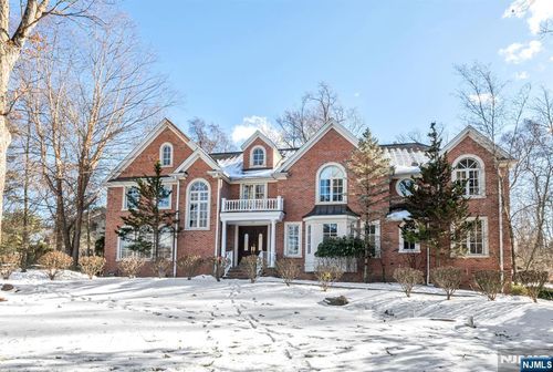 12 Stone Ledge Rd, Upper Saddle River, NJ, 07458-1523 | Card Image