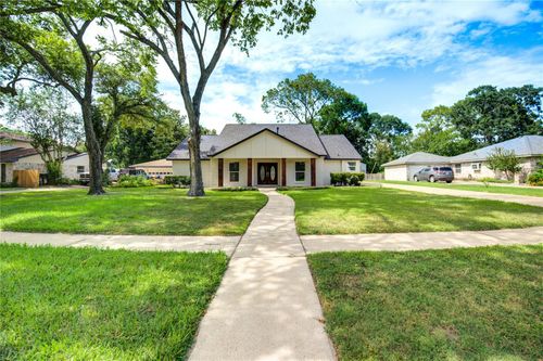 15402 Ashburton Dr, Jersey Village, TX, 77040-1309 | Card Image