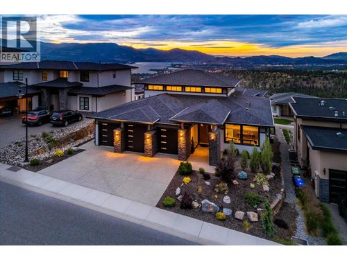 1088 Clarance Ave, Kelowna, BC, V1W5M6 | Card Image