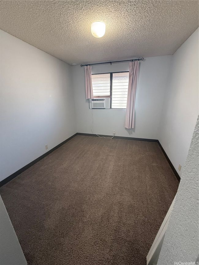 APT-318 - 98-630 Moanalua Loop, House other with 2 bedrooms, 1 bathrooms and 2 parking in Aiea HI | Image 5