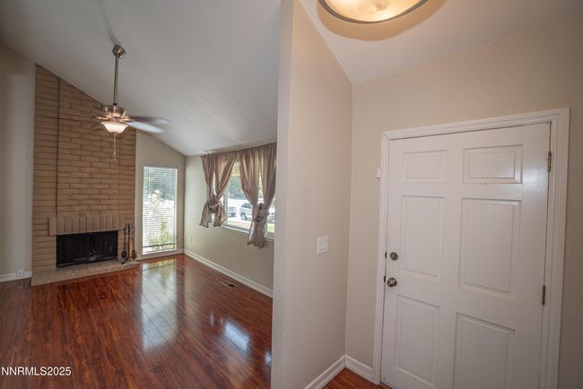 1169 Wagon Wheel Cir, Condo with 3 bedrooms, 2 bathrooms and 2 parking in Reno NV | Image 4