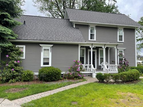 45647 Cass Ave, Utica, MI, 48317-5609 | Card Image