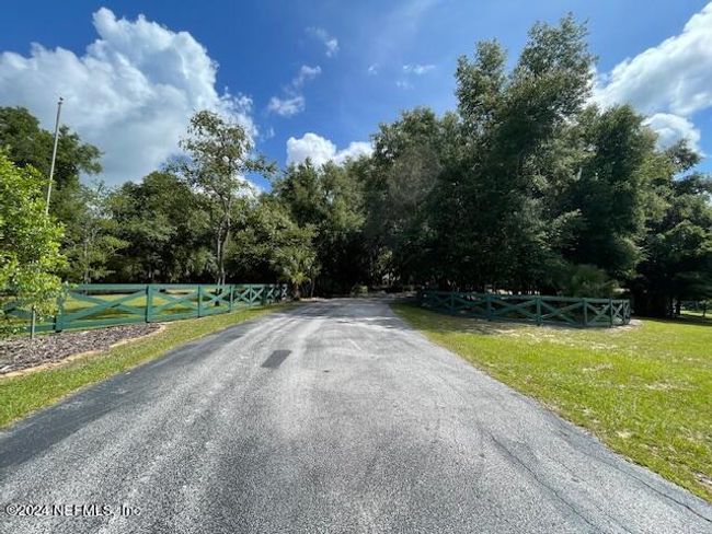 00-08 Se 265 Th Court Road, House other with 4 bedrooms, 3 bathrooms and null parking in Umatilla FL | Image 17