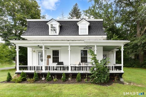 9 Wells Ave, East Hampton, CT, 06424-1017 | Card Image