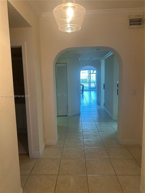 apt-109-10700 Nw 66th St, Doral, FL, 33178-5506 | Card Image