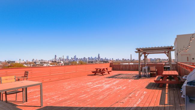 UNIT-305 - 2915 N Clybourn Ave, Condo with 2 bedrooms, 2 bathrooms and 1 parking in CHICAGO IL | Image 9