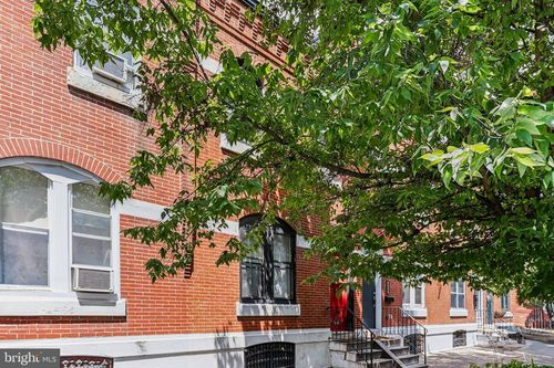 2335 Christian St, PHILADELPHIA, PA, 19146-1707 | Card Image