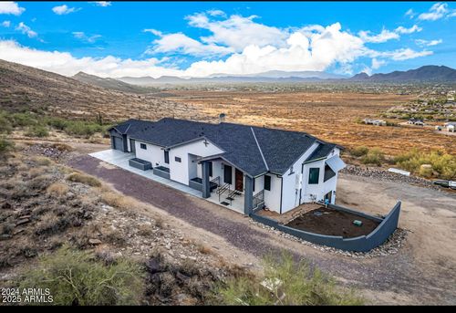 1829 W Cloud Rd, Phoenix, AZ, 85086-8309 | Card Image