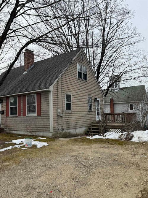 51 Summer St, Penacook, NH, 03303-1466 | Card Image