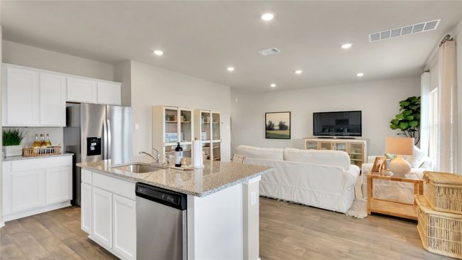 457 Sandringham Loop, House other with 4 bedrooms, 3 bathrooms and 2 parking in Uhland TX | Image 14