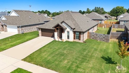 5558 Clear Springs Avenue, Springdale, AR, 72762 | Card Image