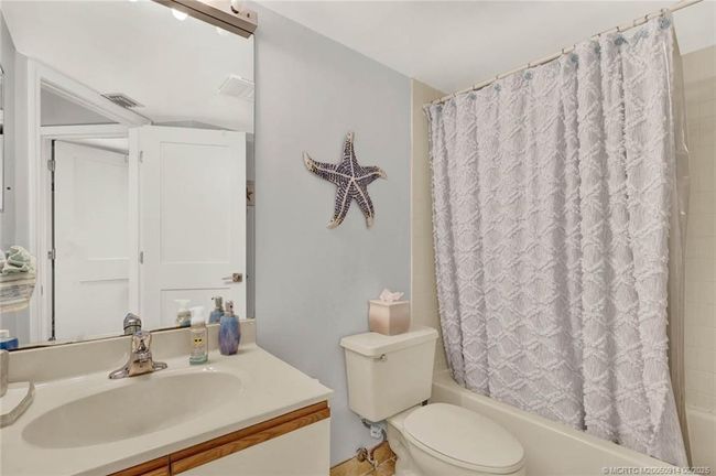 APT-1204 - 9600 Ocean Dr, Condo with 2 bedrooms, 2 bathrooms and null parking in Jensen Beach FL | Image 29