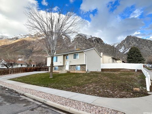 1244 150, Springville, UT, 84663-1152 | Card Image