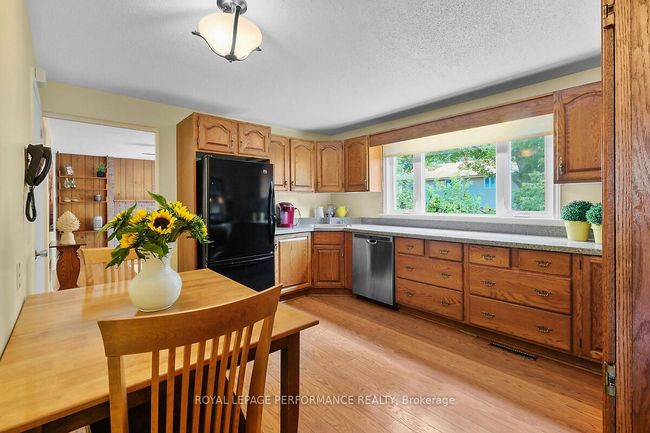 152 Withrow Ave, House other with 4 bedrooms, 3 bathrooms and 2 parking in Nepean ON | Image 19