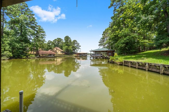 31 N Lakeview Dr, House other with 4 bedrooms, 2 bathrooms and 2 parking in Pointblank TX | Image 30