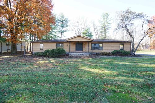 221 Broadway Ave, Bridgeport, WV, 26330-1504 | Card Image