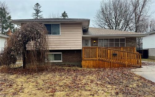 854 Westbury Crt, Sarnia, ON, N7T7R5 | Card Image