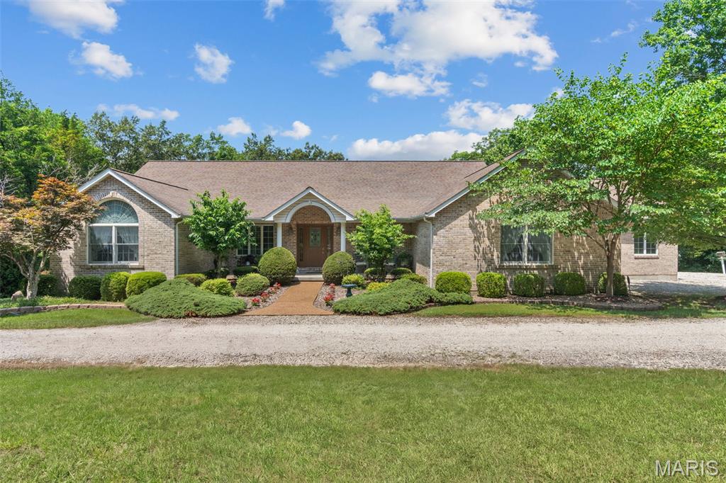 Residential in Villa Ridge 2