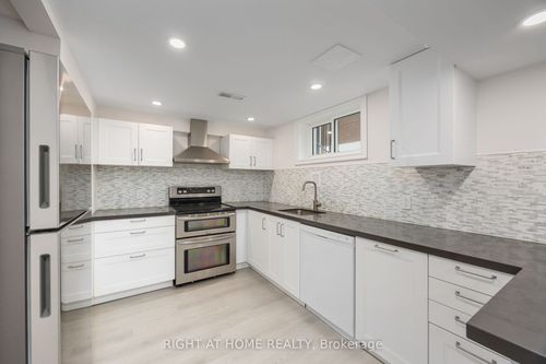 lower-unit-60 Champlain Ave, Hamilton, ON, L8G2H7 | Card Image